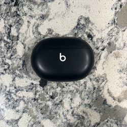 Beats Studio Buds