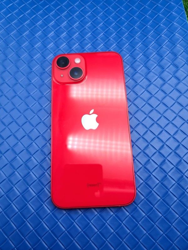 Apple IPhone 13 128gb Unlocked, FREE Smartwach/ Headphones. Pay $1 Today Rest in payments. NO CREDIT NEEDED FINANCING