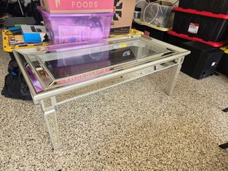 Bob's Furniture "Glamour" Mirrored Coffee Table – Glass Top!