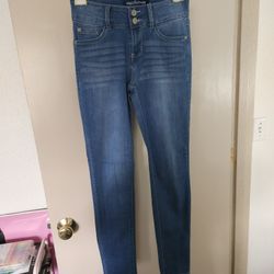 ♡《WALLFLOWER ULTRA FIT SKINNY JEANS ♡ SIZE 1》♡