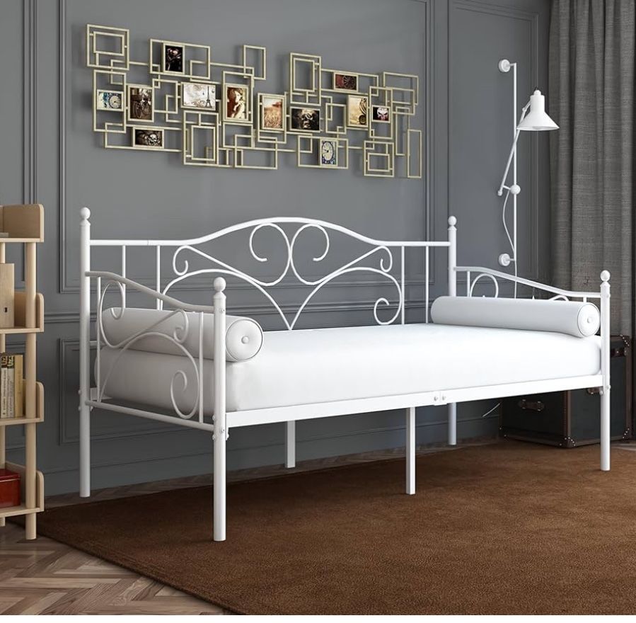 Twin Size Daybed 