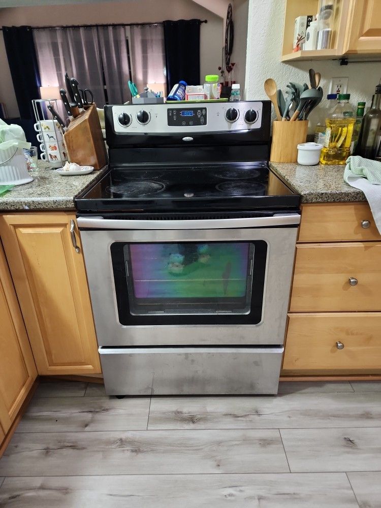 Whirlpool Electric Range
