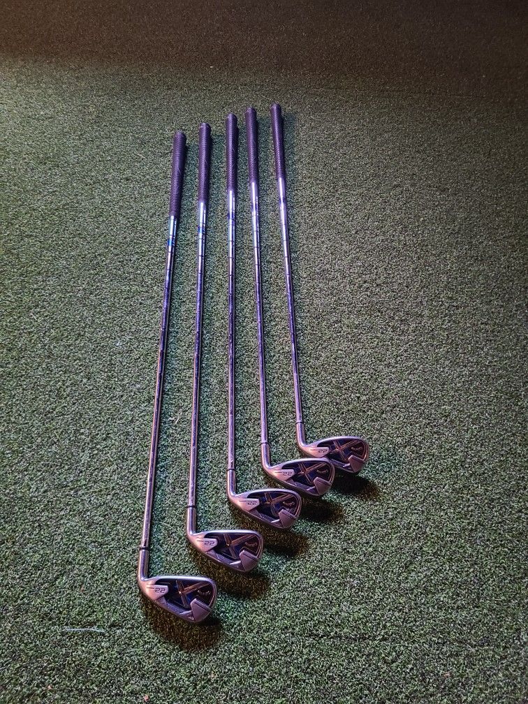Callaway X22 Iron Set