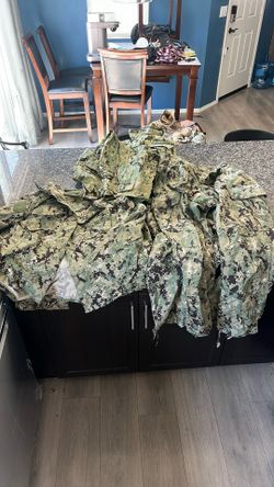 Old Navy Military Uniforms – Excellent Condition