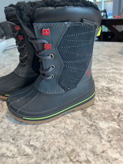Snow Boots