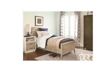 UNIVERSAL FURNITURE myRoom Full Reading Bed in Parchment