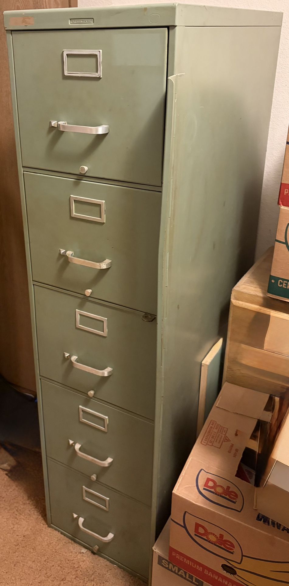5 Drawer File Cabinet 