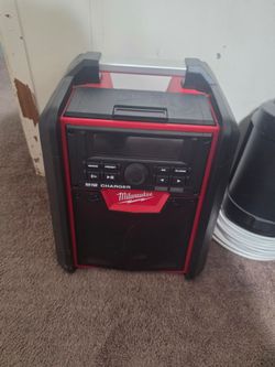 Milwaukee M18 Radio Charger