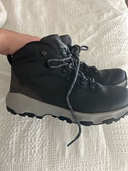 Columbia Women's Newton Wander Waterproof Hiking Boots