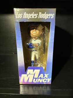 Max Muncy Bobble Head $50