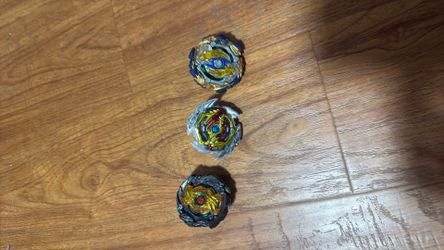 Beyblade Burst Triple GT Dragonic Threat