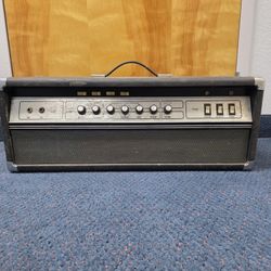 Ampeg V4 Model