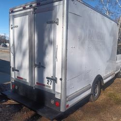 2012  Chevrolet  Box Truck