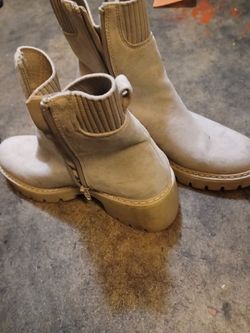 Boundaries Women's Knit Chelsea Boots