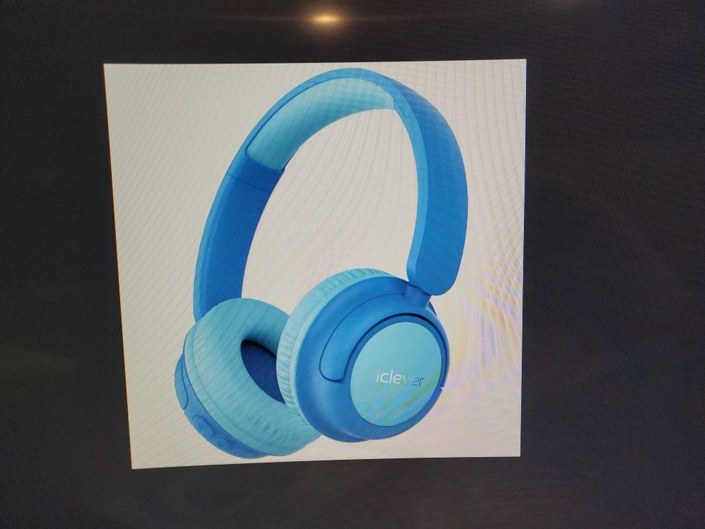 iClever Blue BTH22 Kids Wireless Headphones, Safe Volume 60HR Playtime