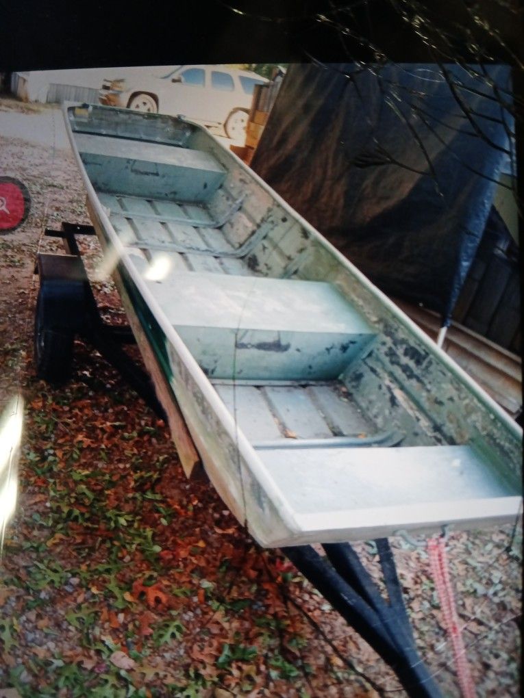 14 John  Boat With Trailer  300 