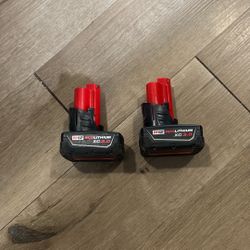 2 Milwaukee Battery’s 