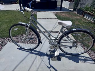 Schwinn Wayfarer Step-Thru Cruiser Bike (Used)
