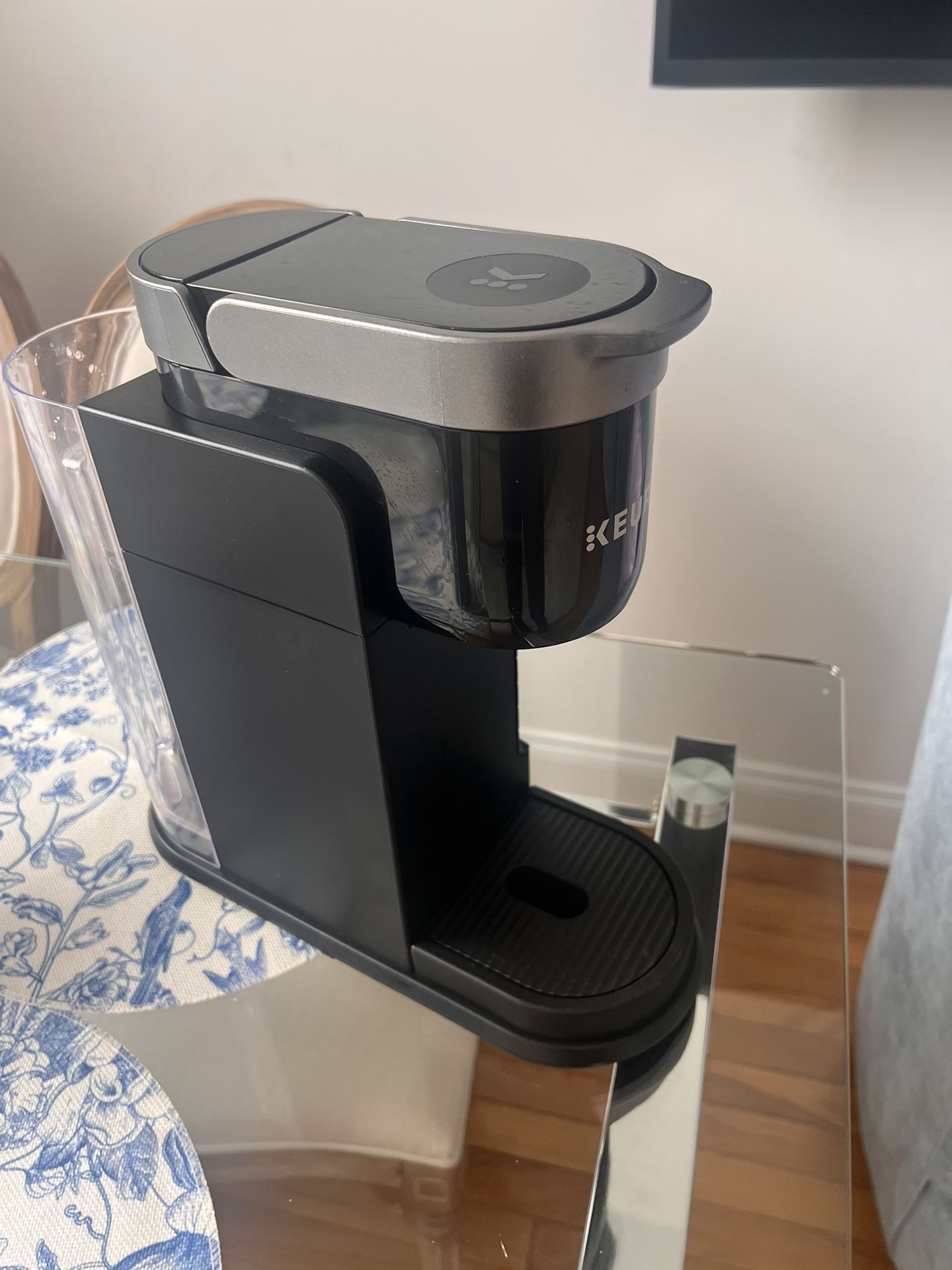 Keurig K Cafe Barista Bar Single Serve Coffee Maker and Frother