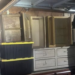 Kitchen And Or Bathroom Cabinets 35 Each Or You Can Gave All 4 For Only 75 Cash