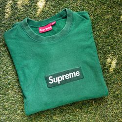 Supreme box logo