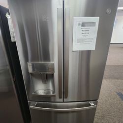 Profile 27.8 cu.ft.French Door Refrigerator with Hands-Free Autofill In Fingerprint Resistant Stainless Steel