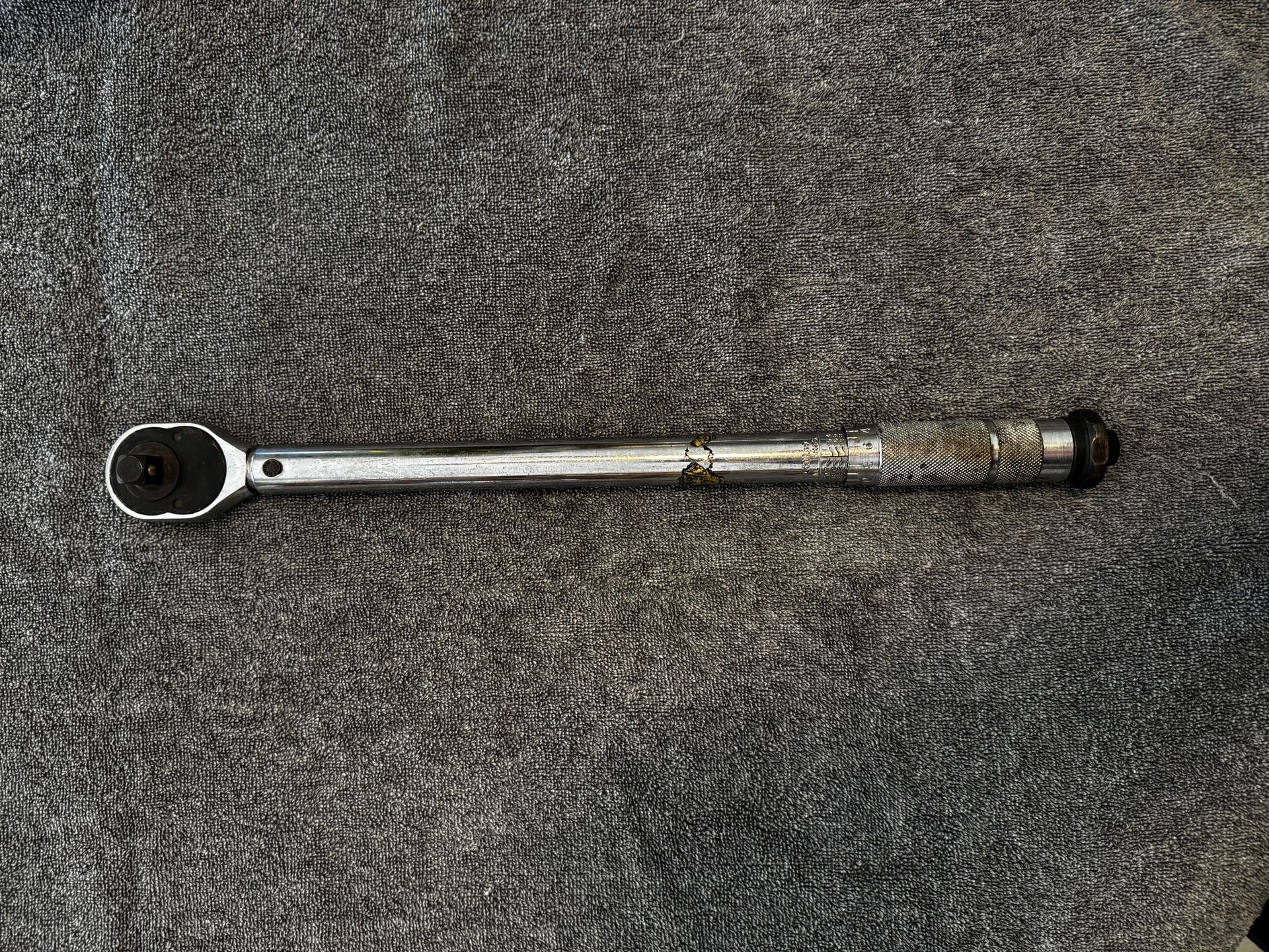 Click Style Torque Wrench Half Inch Drive