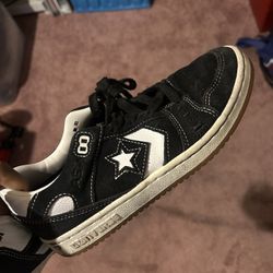 Converse  Women’s Size 7