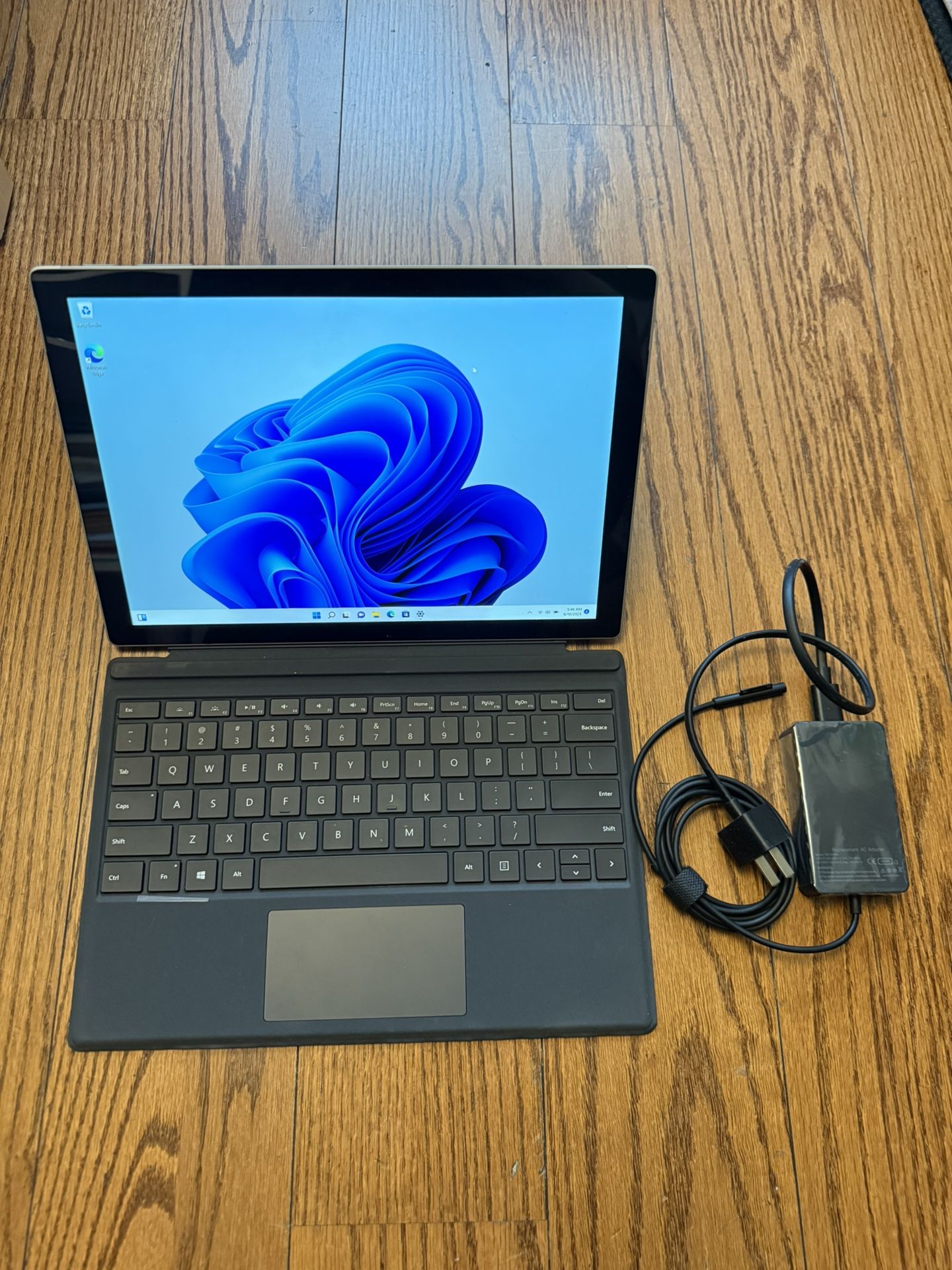 Microsoft Surface Pro 6/16GB RAM/256GB SSD/Fully Functional