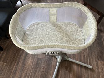 Swivel Bassinette
