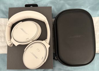 Bose QC45 Noise Cancelling Headphones