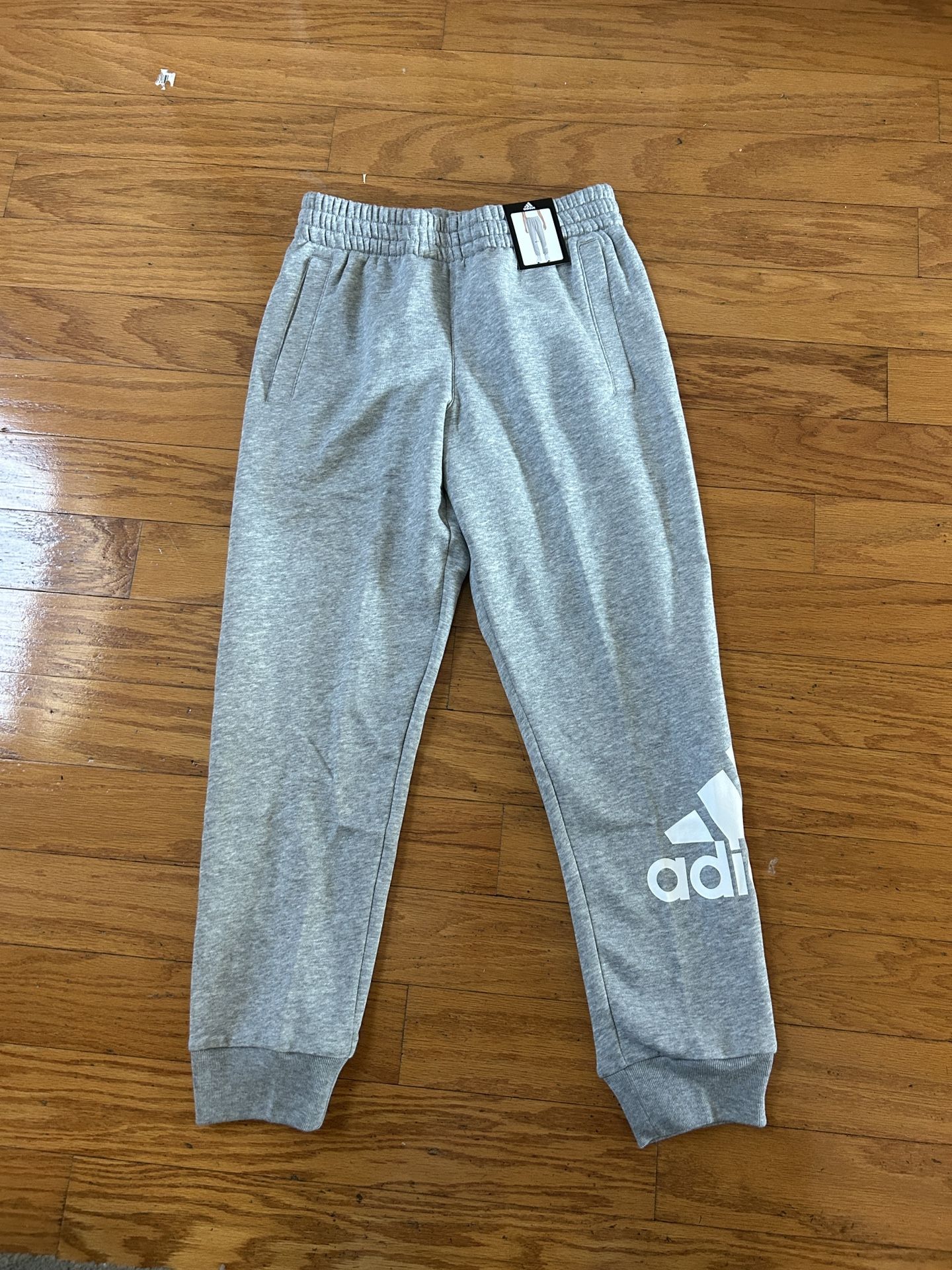 NWT Adidas boys fleece jogger size M 10/12
