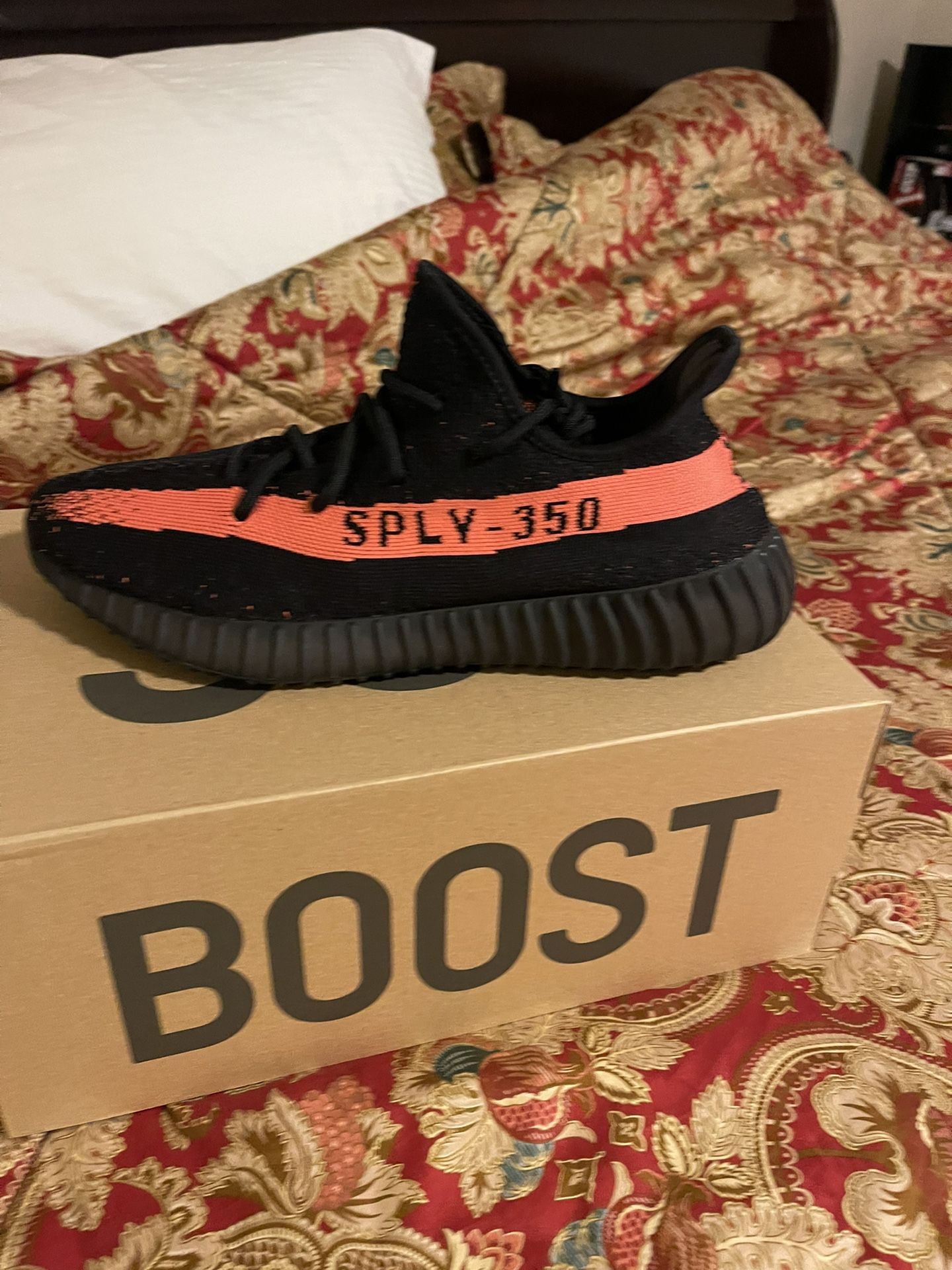 Yezzy Boost 350  Black and Red  Size 11