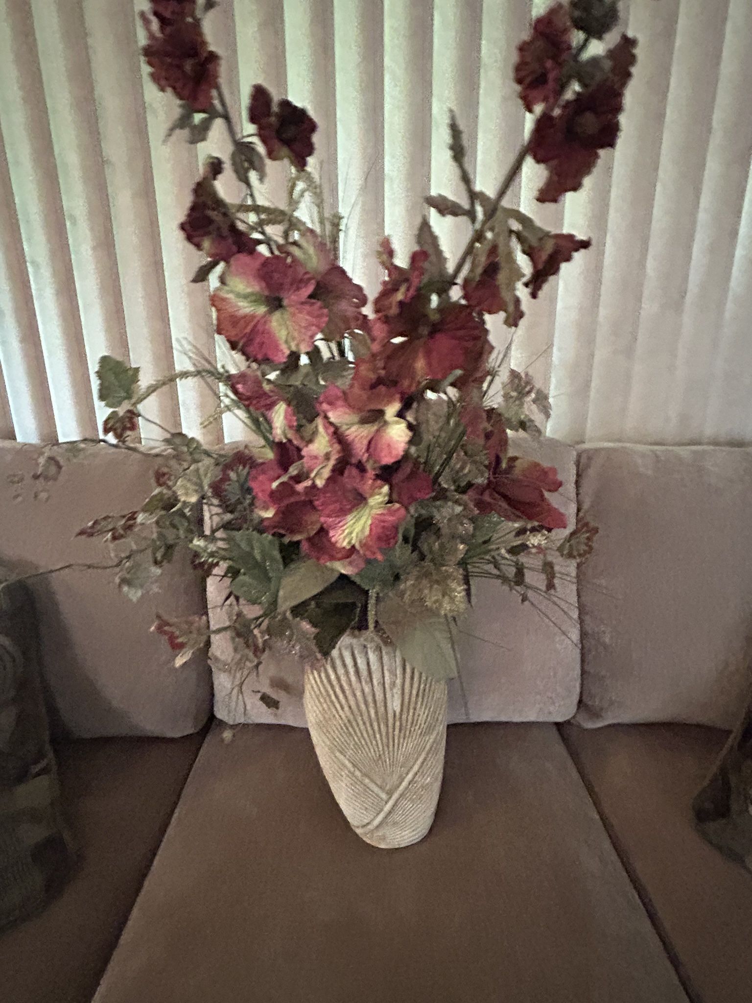 Artificial Flower Table Centerpiece With Vase
