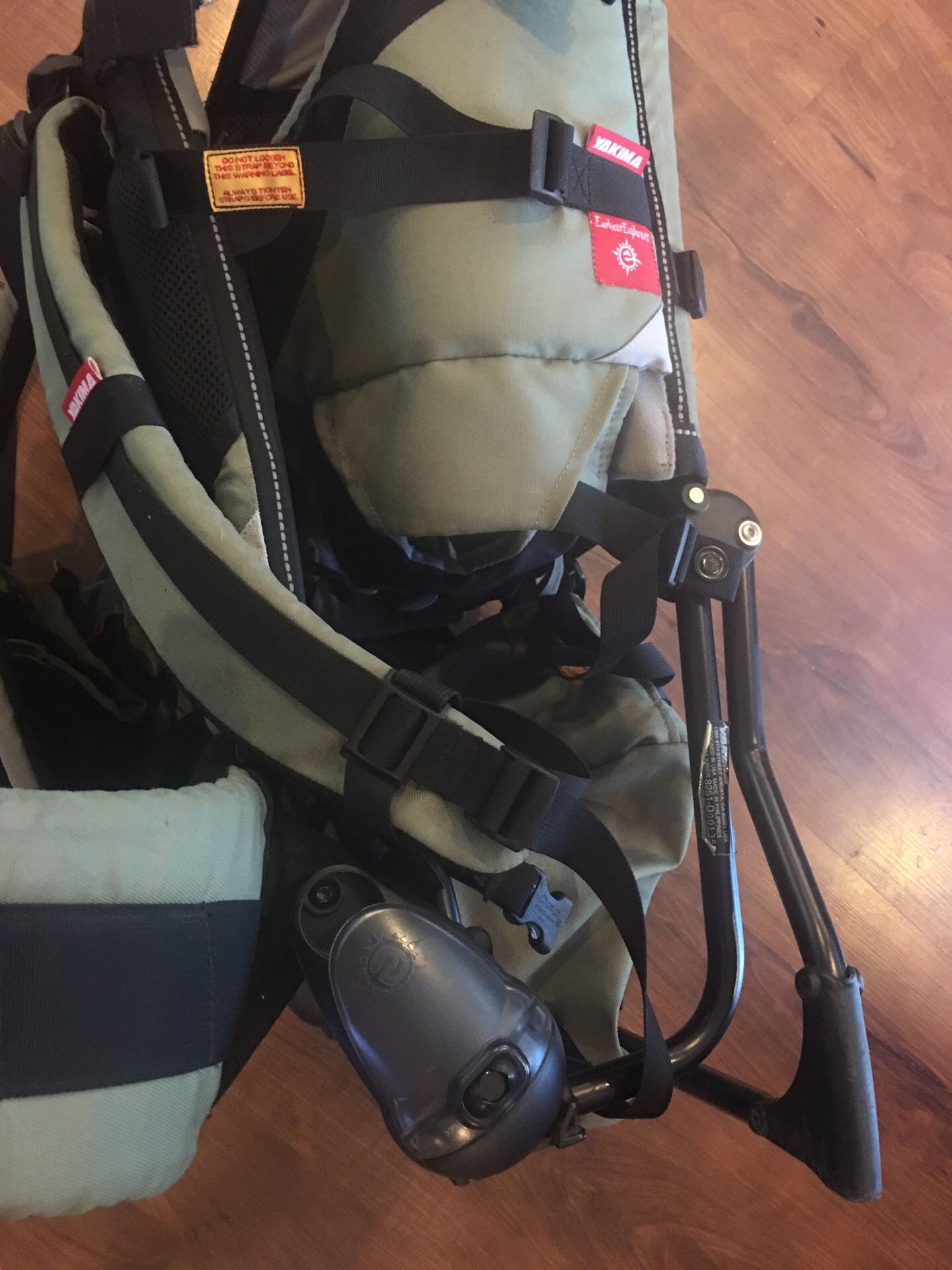 Yakima earliest sale explorers baby backpack