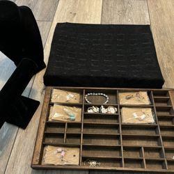 Jewelry Selling Set