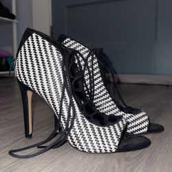 Zara Basic Black And White Checkered Lace up Heels 