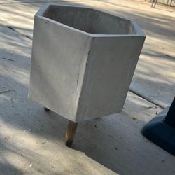 Living Spaces Concrete Pot 