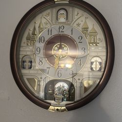 Seiko beautiful walk clock