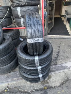 Tires/llantas marca Kumho 205/60/16 semi nuevas