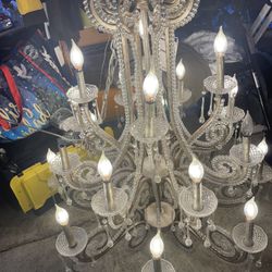 BEAUTIFUL BIG LAMP ELEGANT WORKS GREAT 