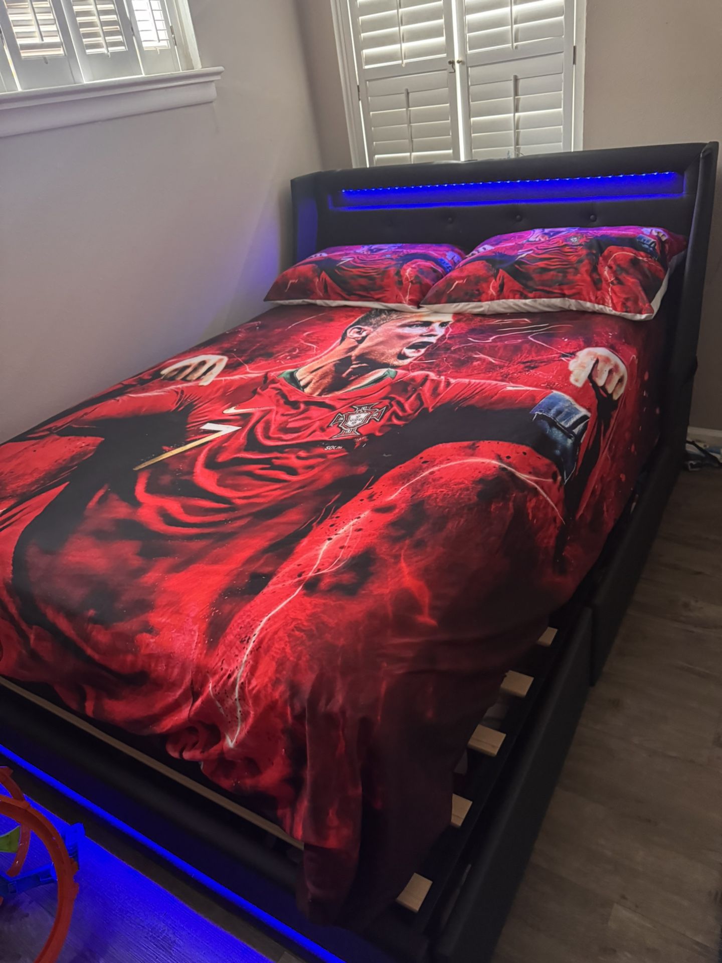 Bed And Dresser