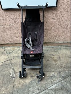 GB travel lightweight stroller