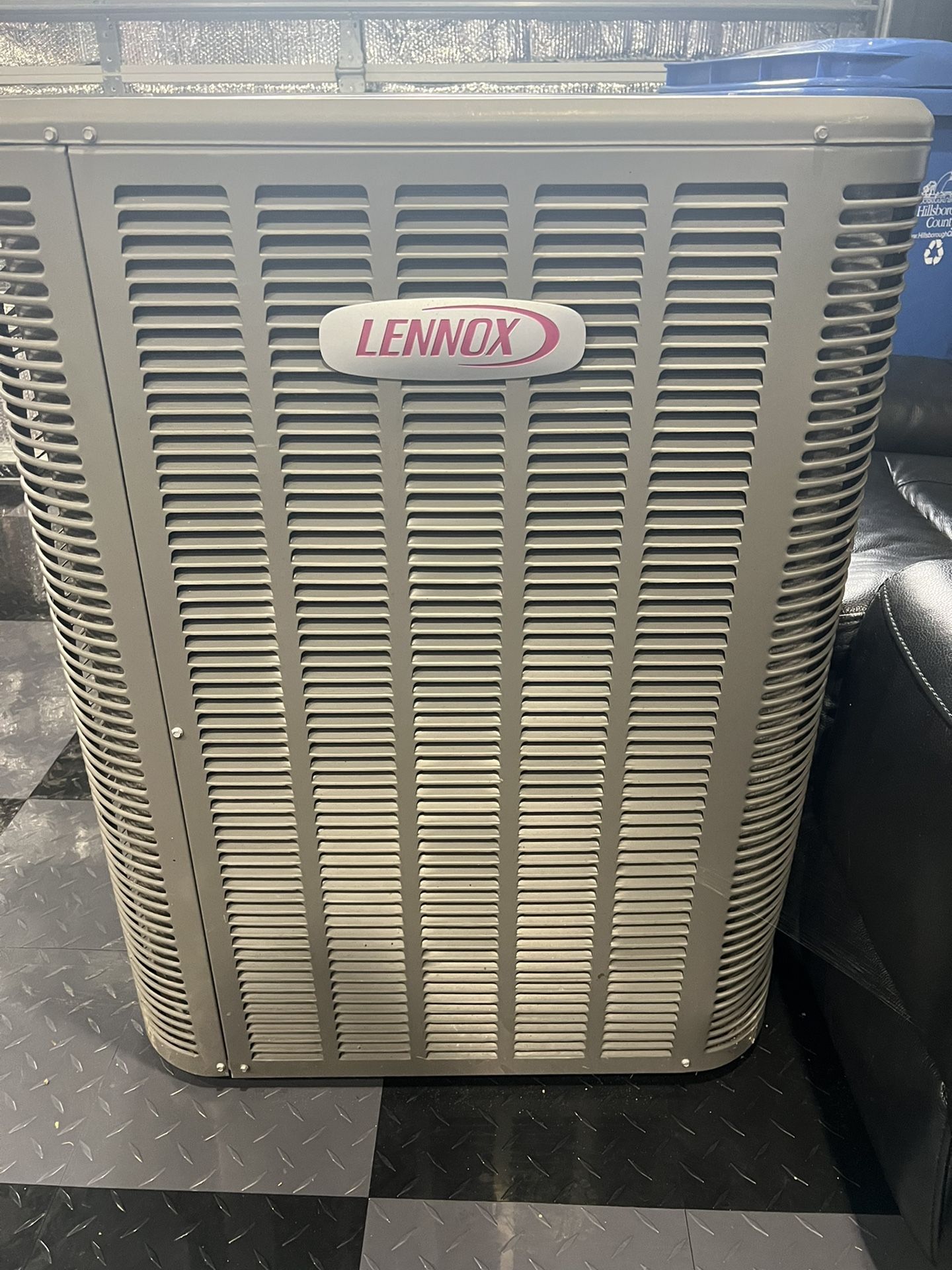 Lennox Tonne Cool/heat HVAC Outdoor Unit
