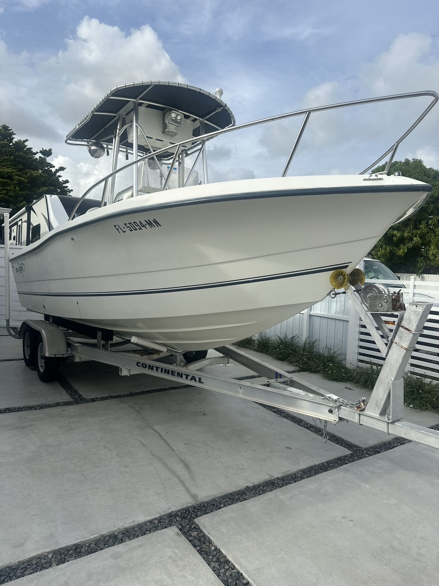 2007 Sea Boss 21 Ft 150 Johnson