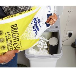 80 lbs water softener salt pellets