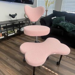 Pink teddy Sherpa cross legged chair, ergonomic 360 swivel meditation chair