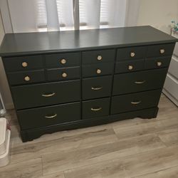 All Wood Nine Drawer Dresser
