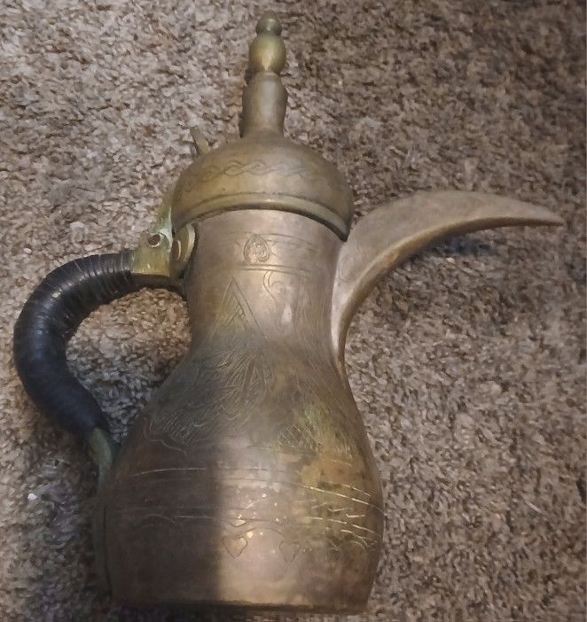 Vintage Arabic Dallah Coffee Pot