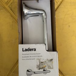 Pfister Ladera Toilet Paper Holder in Polished Chrome
